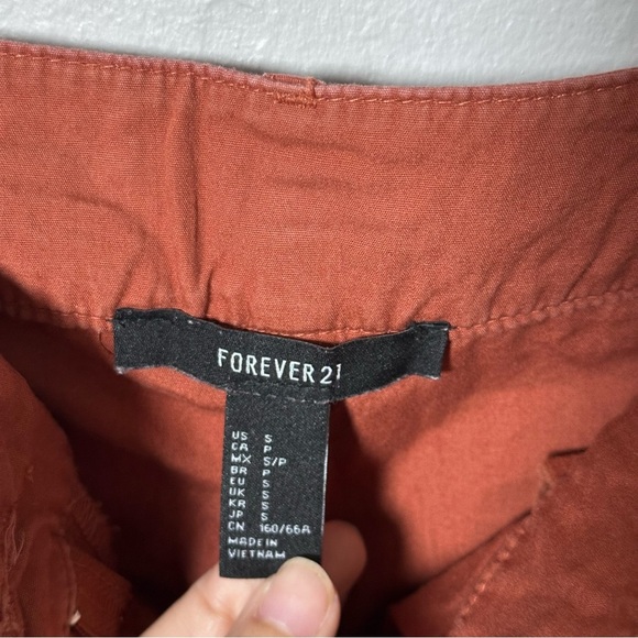 Forever 21 Women Brown/Red Casual Shorts size S. - Picture 3 of 7